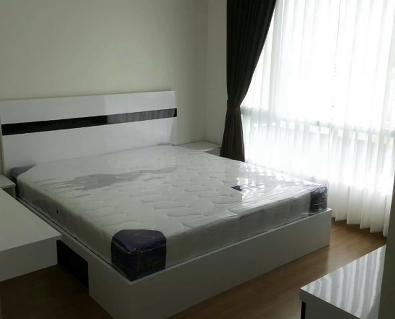 Property photos for Thru Thonglor