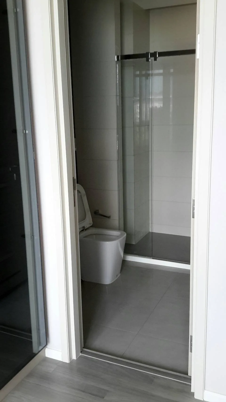Property photos for The Room Sathorn - St.Louis
