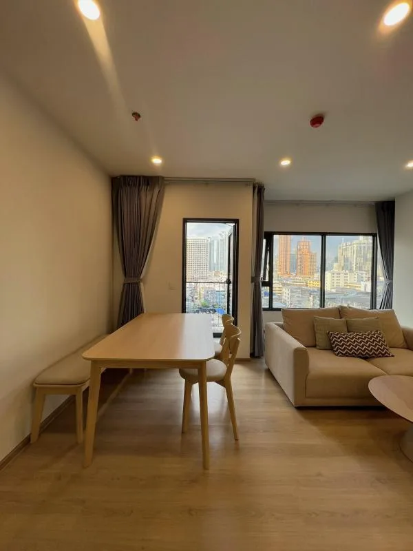 Property photos for Life Rama 4 - Asoke