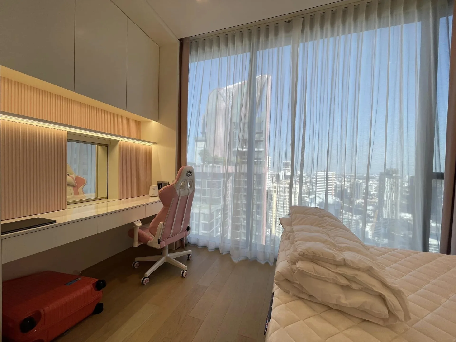 Property photos for The Strand Thonglor