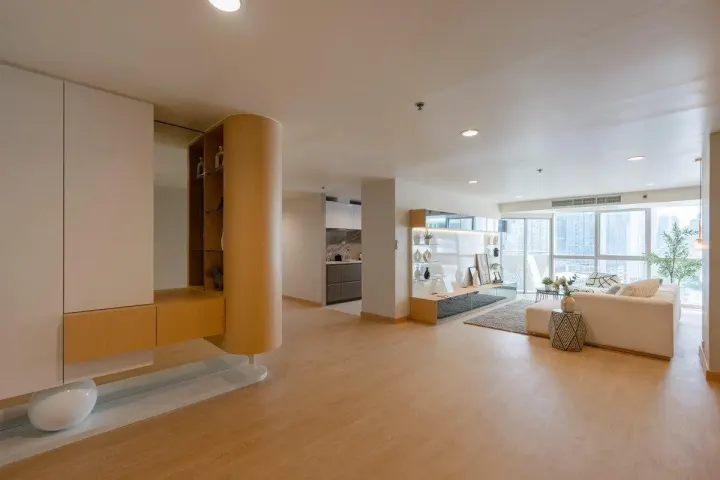 Property photos for The Waterford Diamond