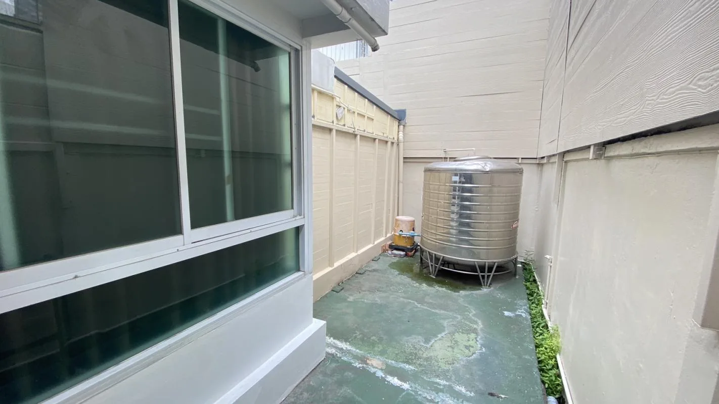 Property photos for Single House Suk. 63