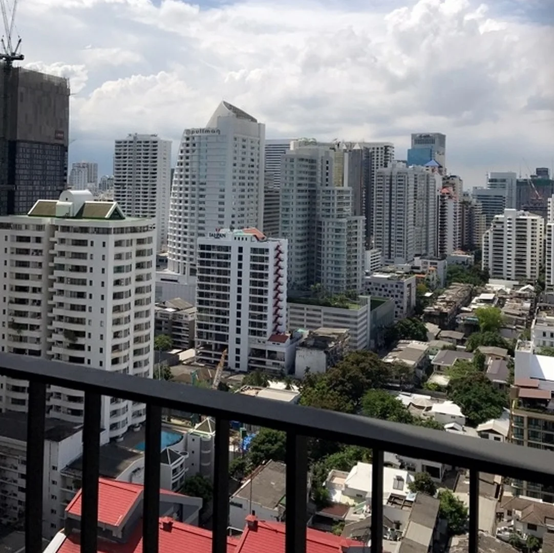 Property photos for Edge Sukhumvit 23