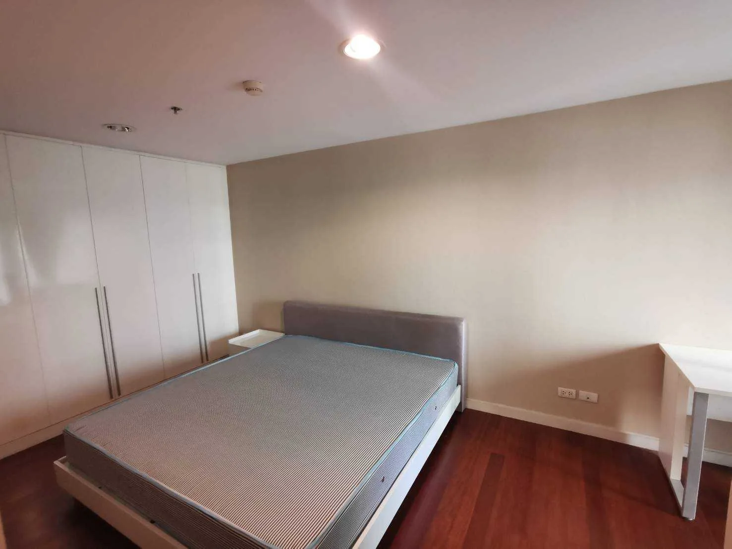 Property photos for Belle Grand Rama 9