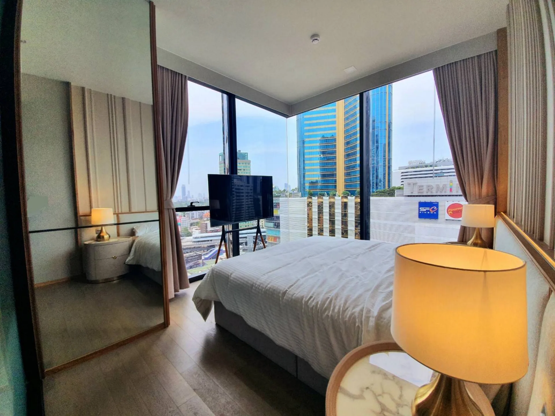 Property photos for Celes Asoke