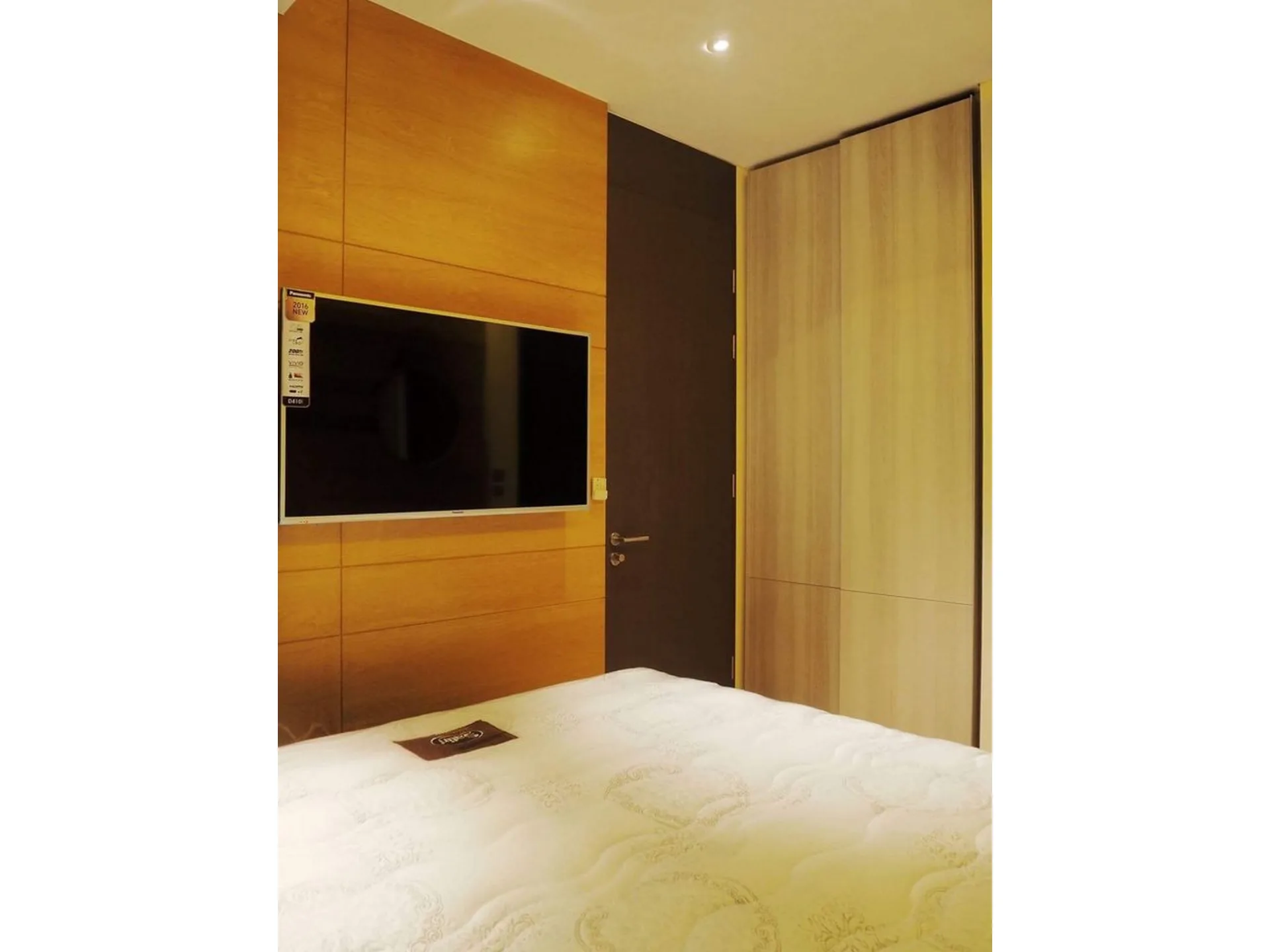 Property photos for The Lumpini 24