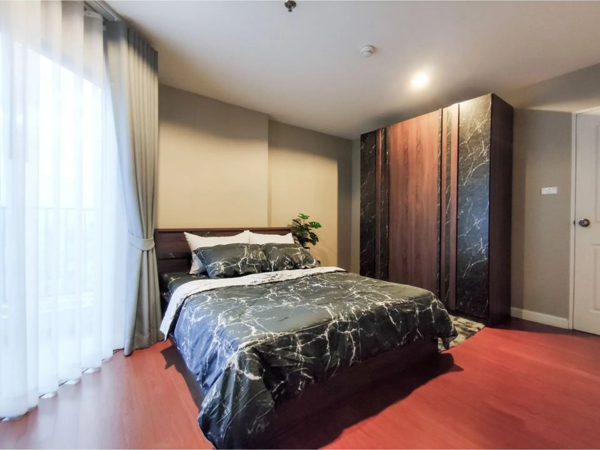 Property photos for Belle Grand Rama 9