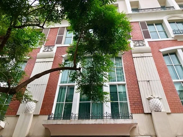 Property photos for Baan Klang Krung Thonglor