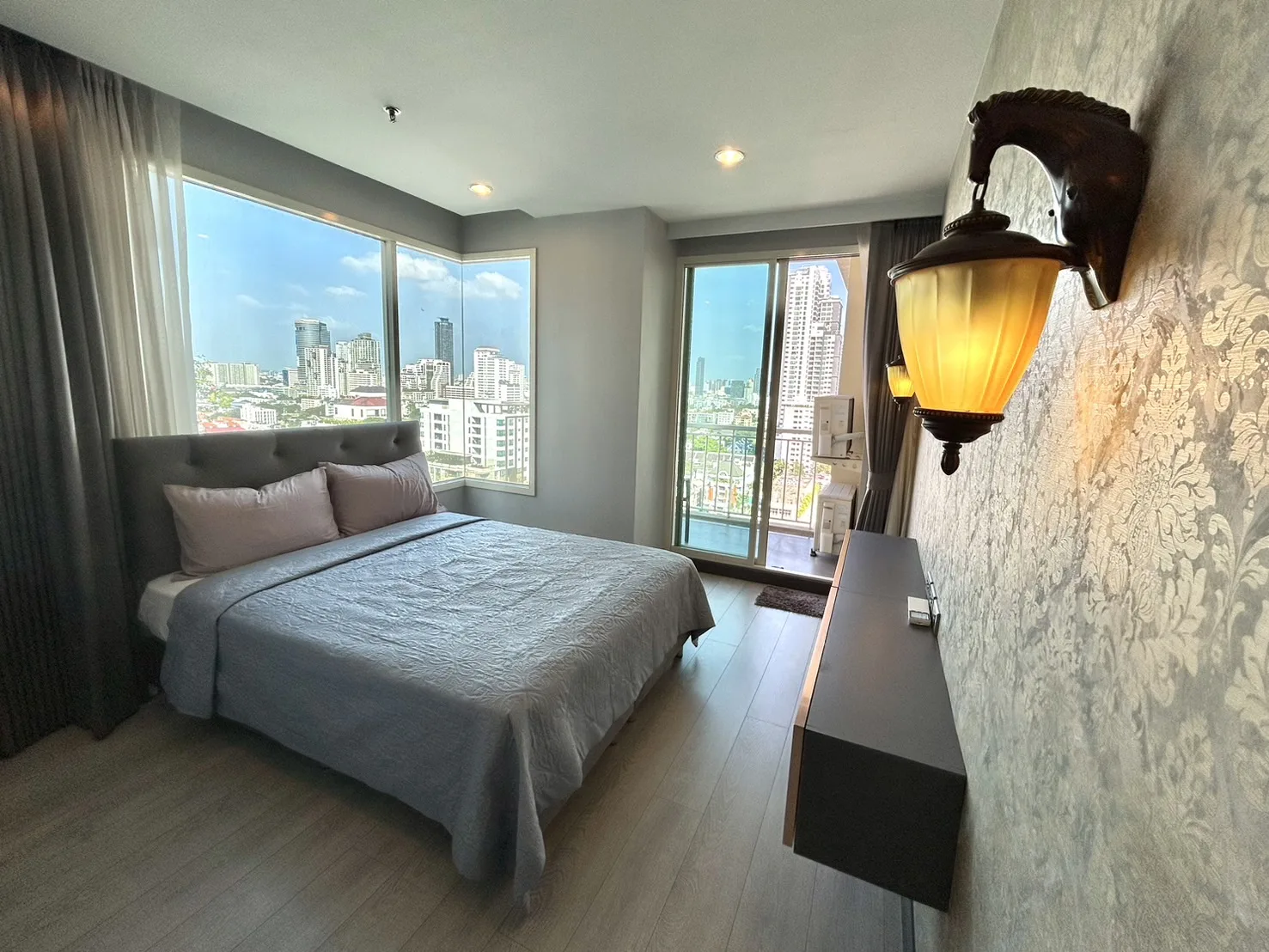 Property photos for Baan Siri 31