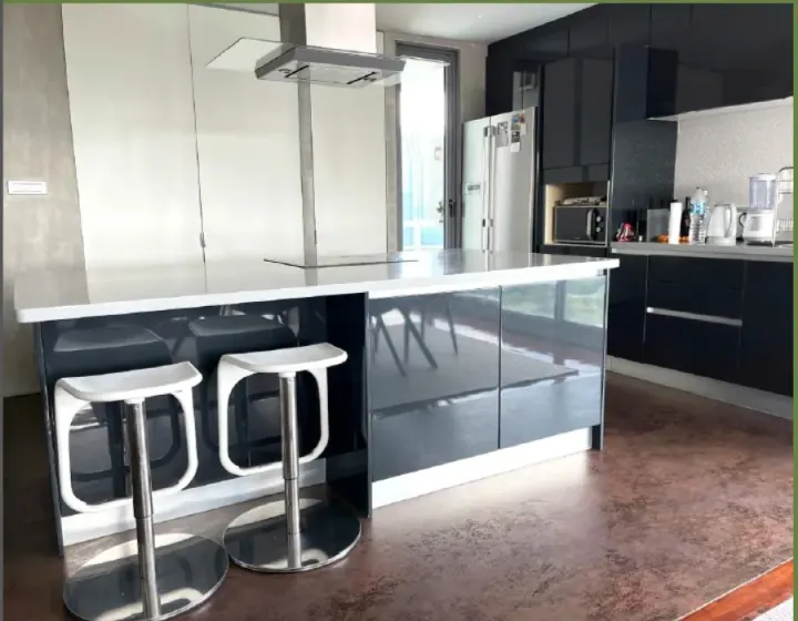 Property photos for Lake Green