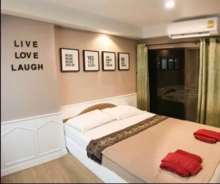 Property photos for Saranjai Mansion