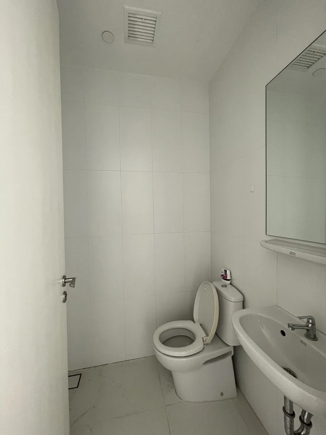Property photos for 185 Rajadamri