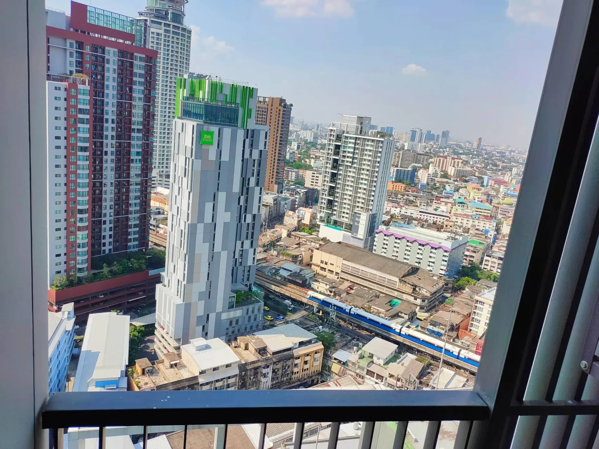 Property photos for Life Sukhumvit 48
