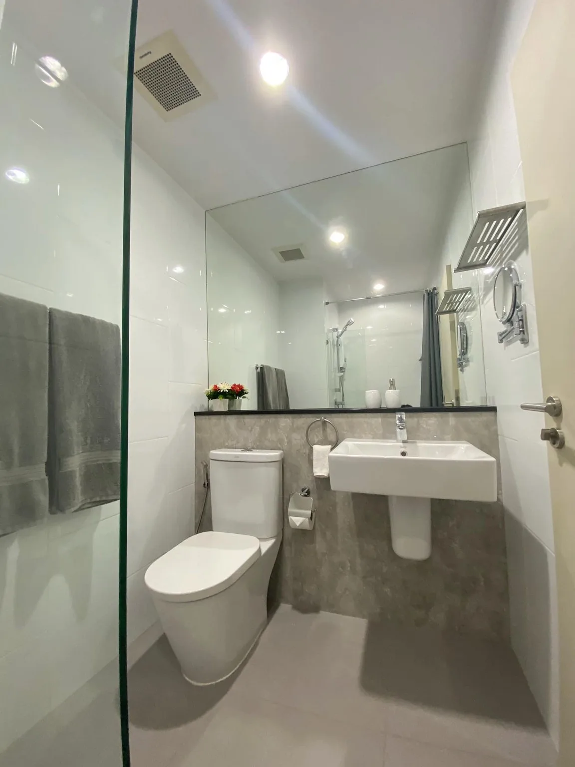 Property photos for The Gallery Bearing
