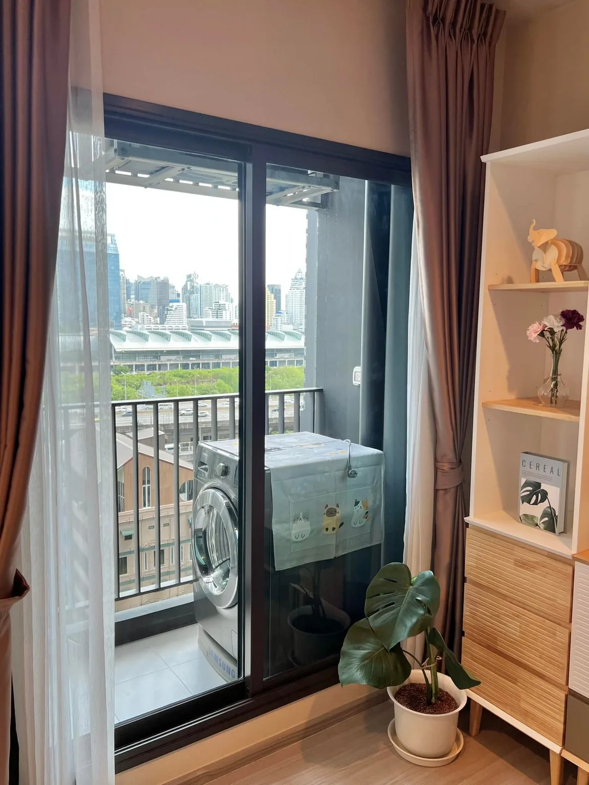 Property photos for LIFE Asoke - Rama 9