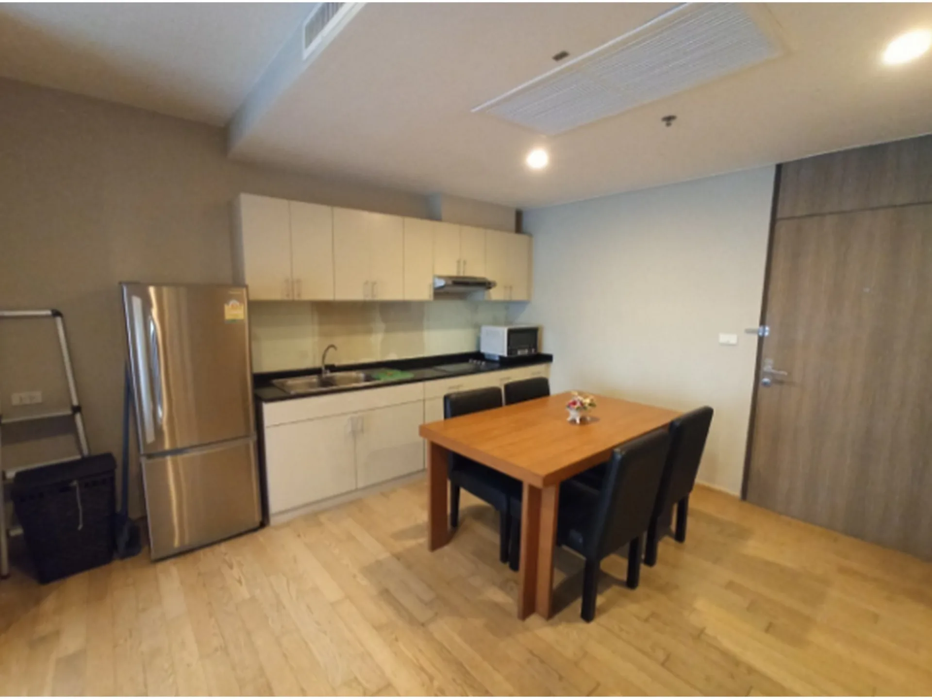 Property photos for Noble Remix