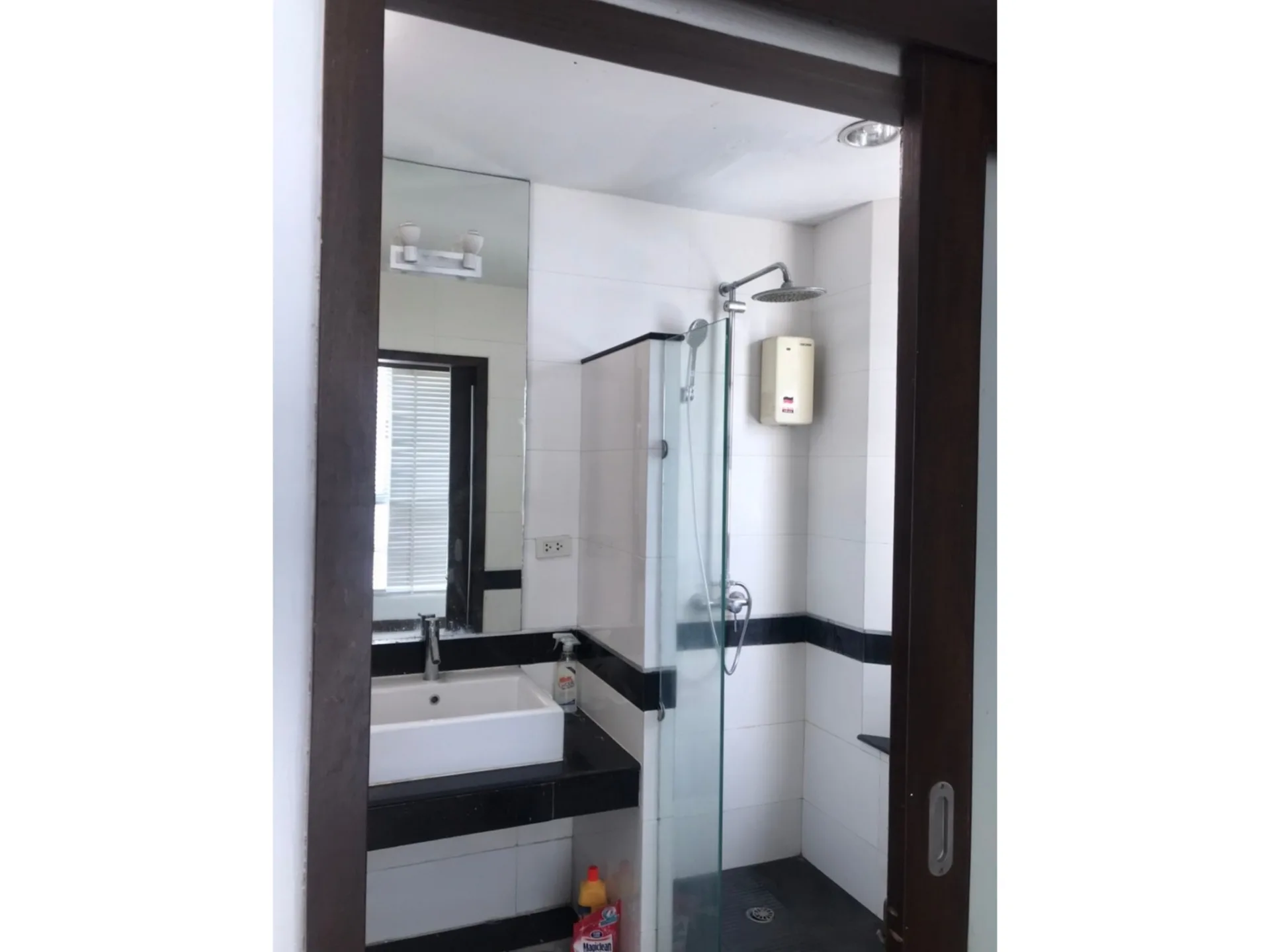 Property photos for Baan Pathumwan