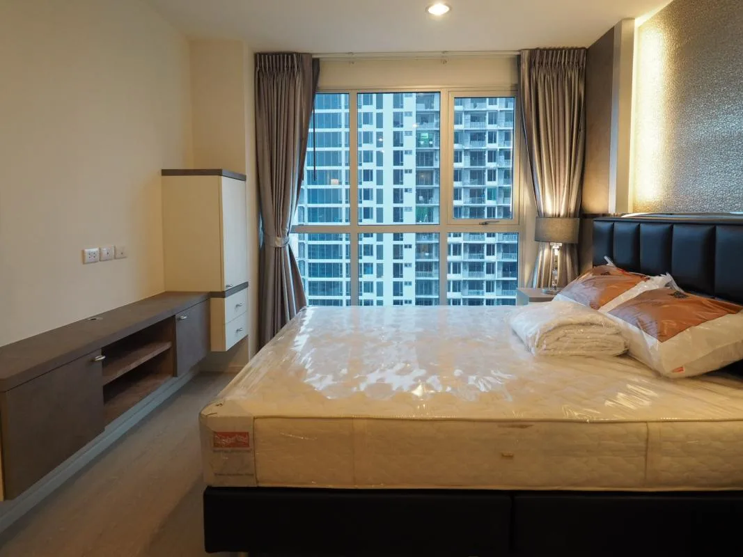 Property photos for Rhythm Sathorn - Narathiwas