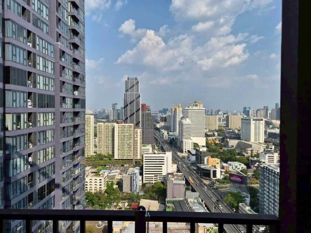 Property photos for Nue District R9