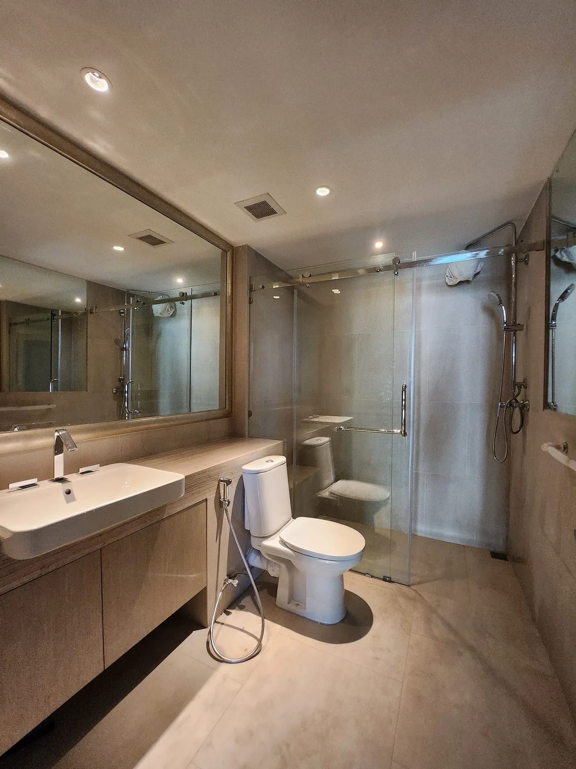 Property photos for Sky Villas Sathorn