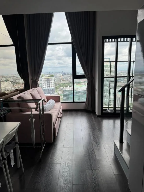 Property photos for Knightsbridge Space Ratchayothin