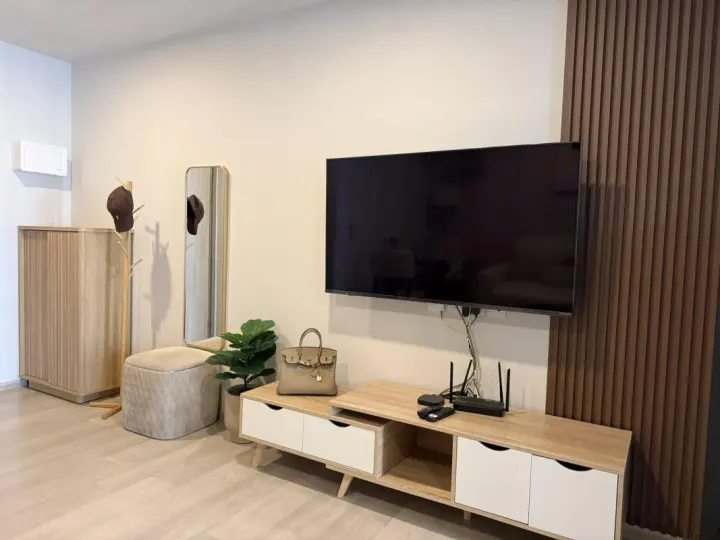 Property photos for Aspire Onnut Station