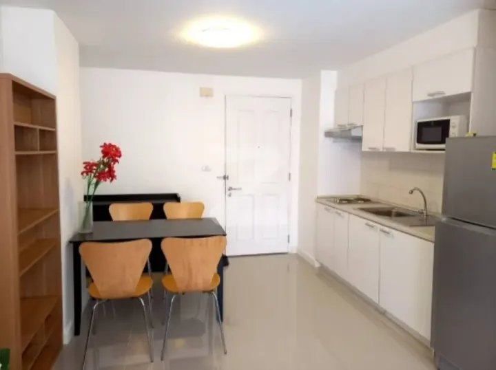 Property photos for The Clover Thonglor