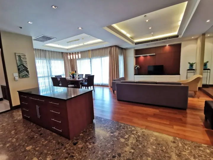 Property photos for Royal Residence Park