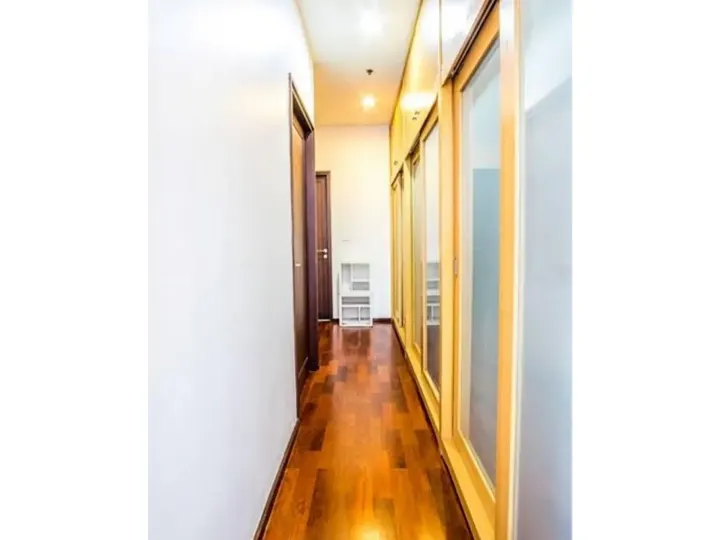 Property photos for Noble Ora