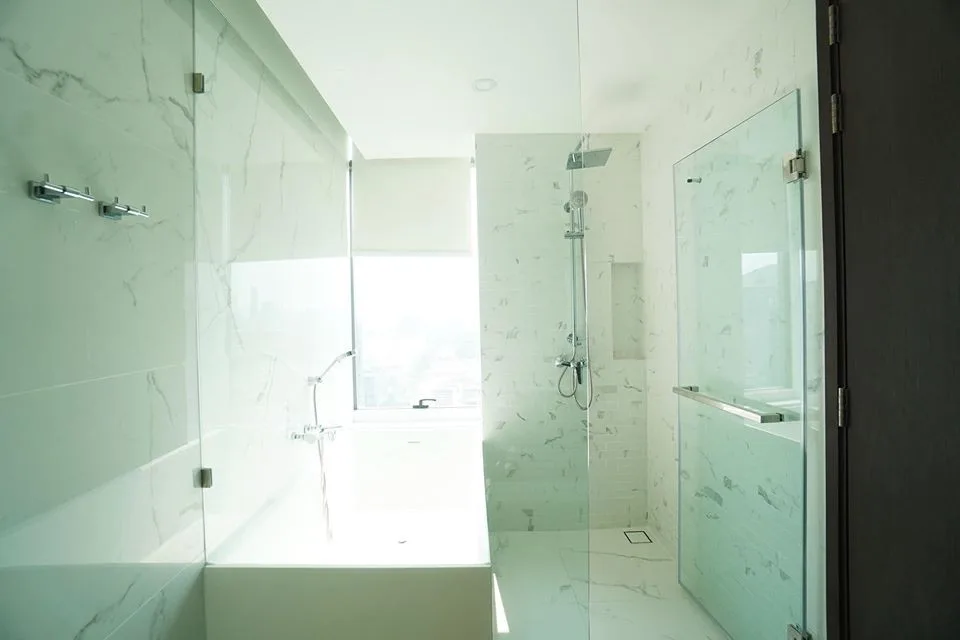 Property photos for Siamese Exclusive Queens