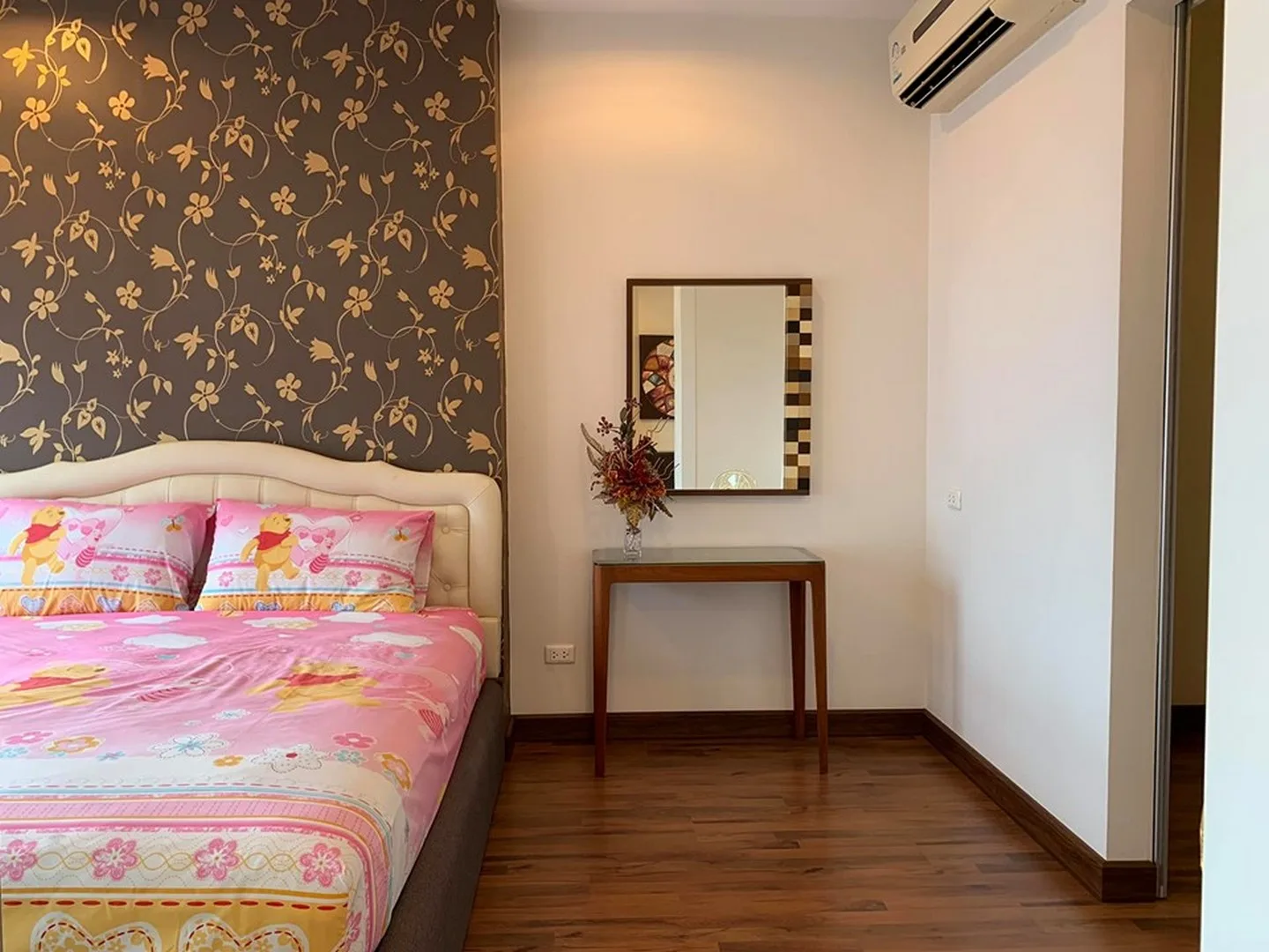 Property photos for Q. House Condo Sathorn