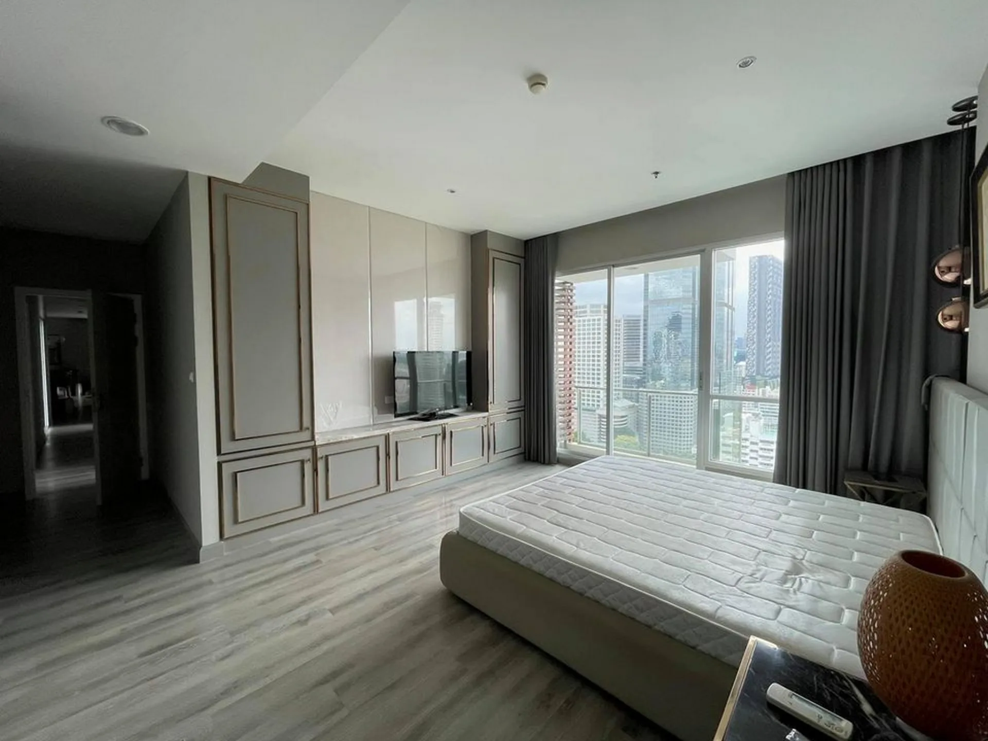 Property photos for Centric Sathorn - Saint Louis