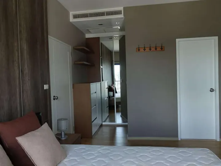 Property photos for Noble Reveal