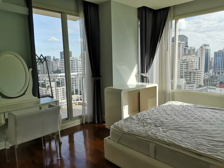 Property photos for Baan Siri 31