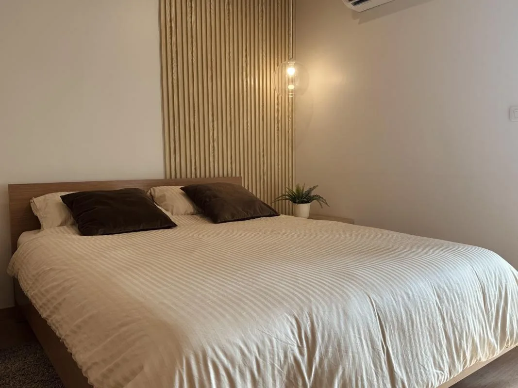 Property photos for Regent Home 4