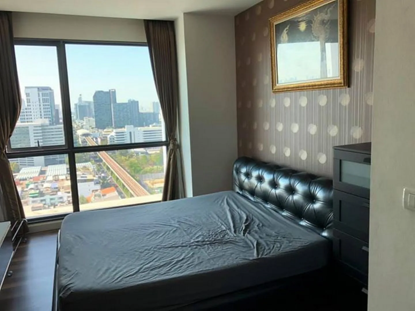 Property photos for The Room Sukhumvit 62