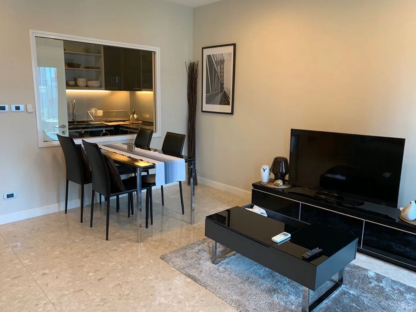 Property photos for The Crest Sukhumvit 34