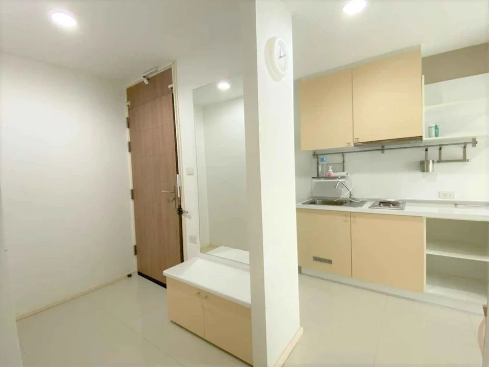 Property photos for Whizdom @ Punnawithi Station