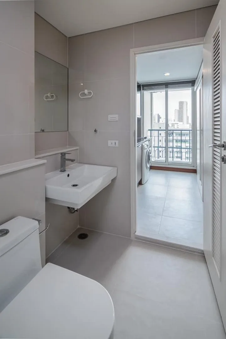 Property photos for Ivy Thonglor
