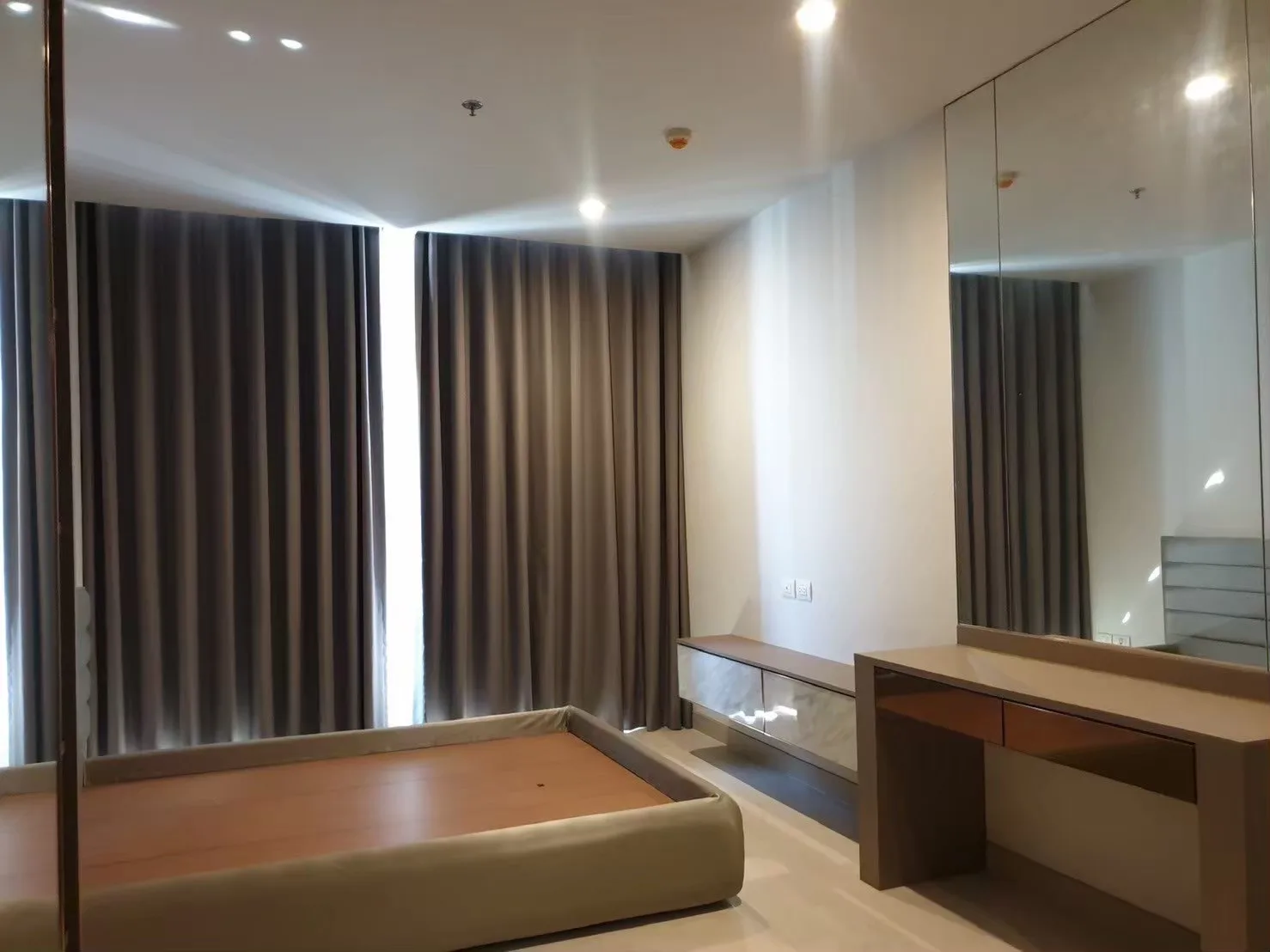 Property photos for Noble Ploenchit