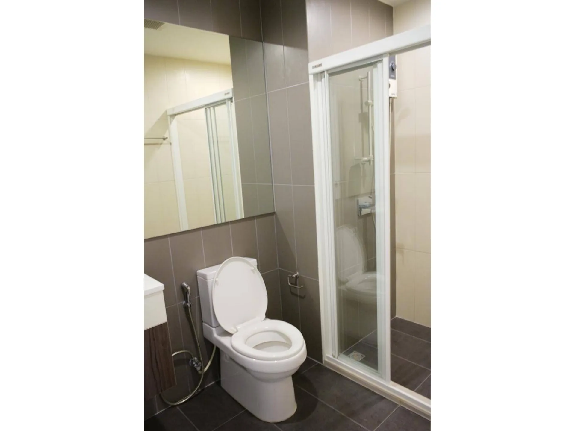 Property photos for Centric Huay Kwang Station