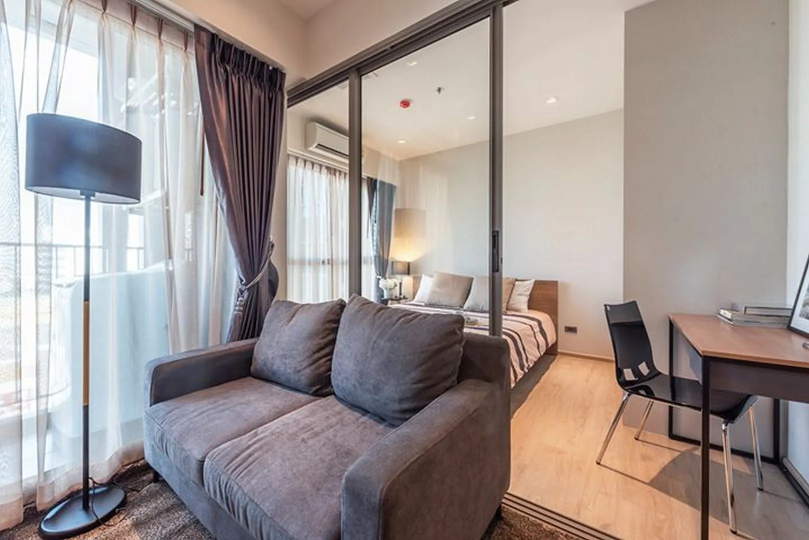 Property photos for Whizdom Station Ratchada - Thapra