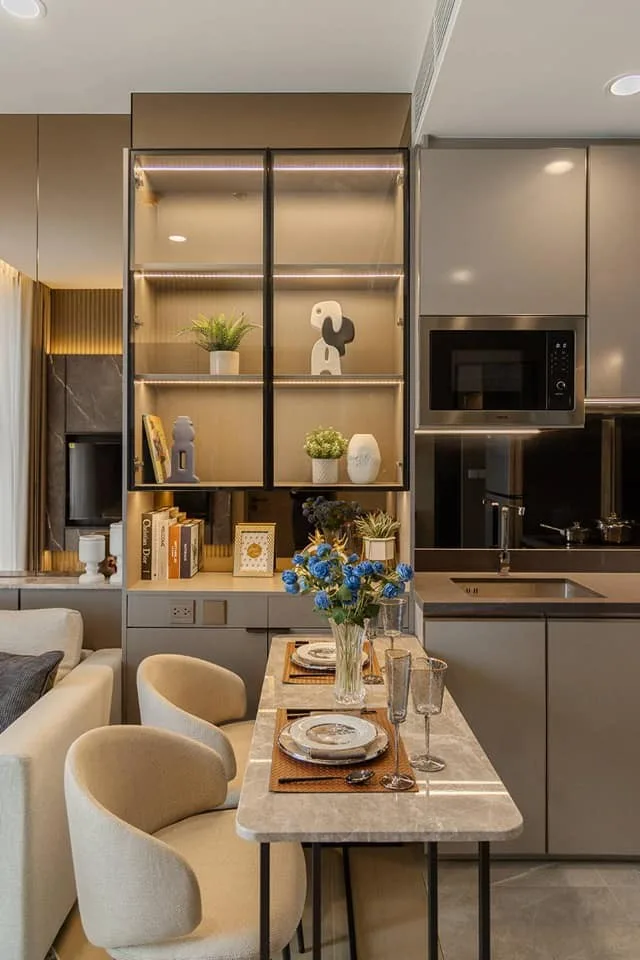 Property photos for The Extro Phayathai-rangnam