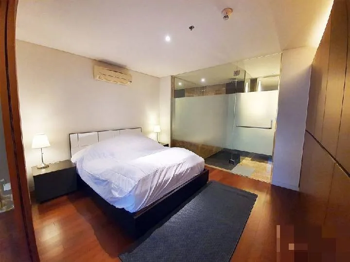 Property photos for Hansar Rajdamri