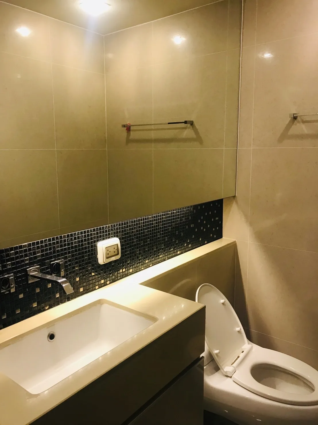 Property photos for The Address Sathorn