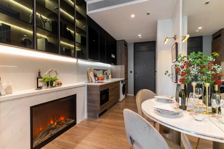 Property photos for Muniq Langsuan