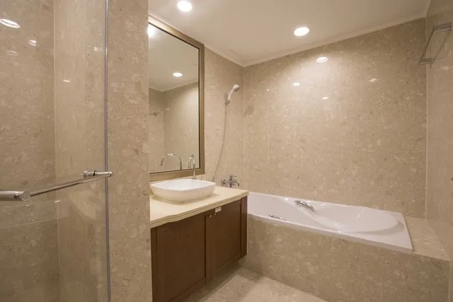 Property photos for Baan Siri Ruedee