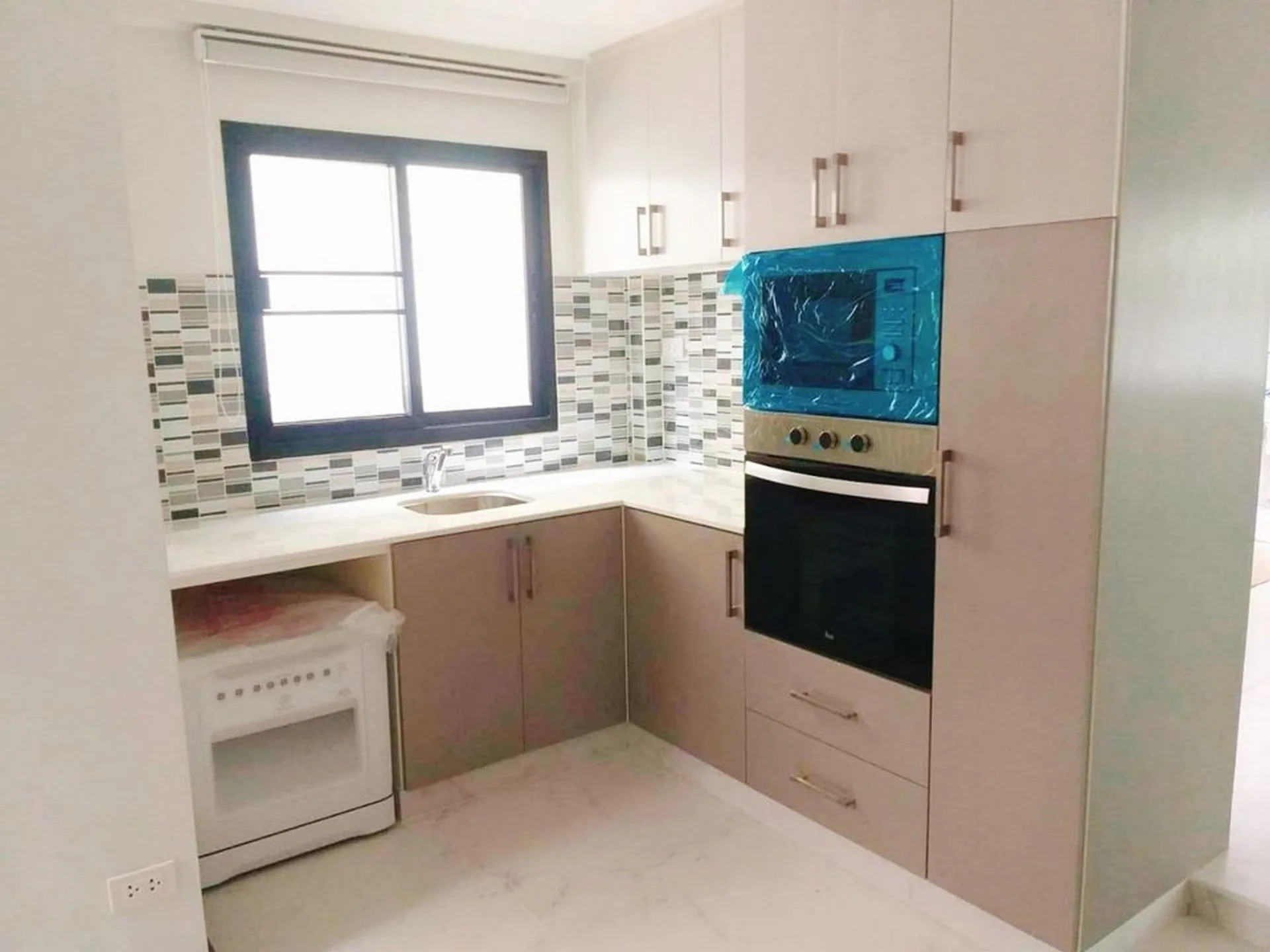 Property photos for Single Houses Suk. 105