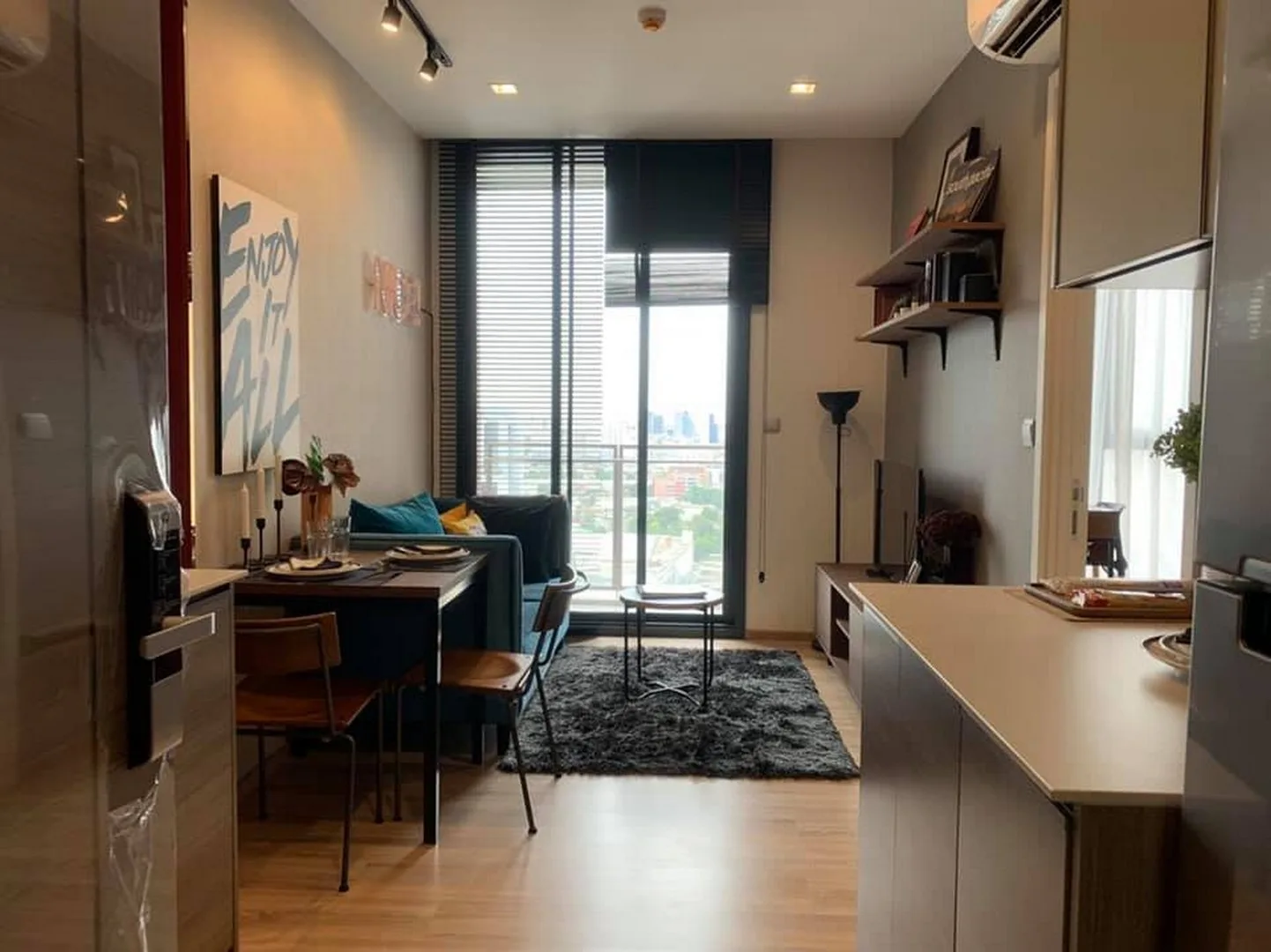 Property photos for THE LINE Phahol - Pradipat