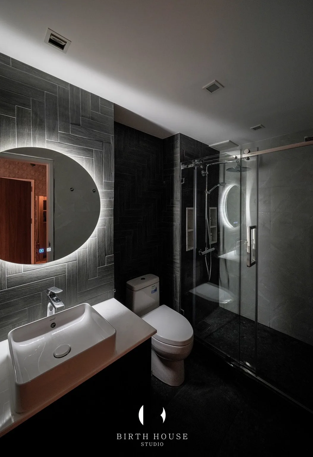 Property photos for Noble Remix